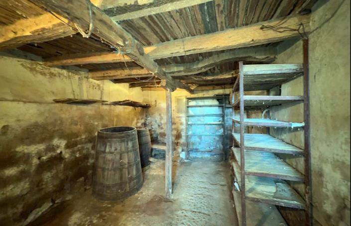 Image No.34-2 Bed House for sale