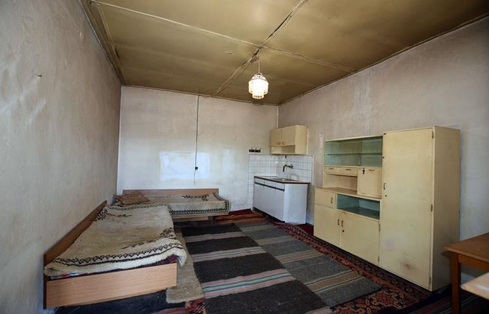 Image No.40-2 Bed House for sale