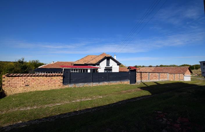 Image No.3-3 Bed House for sale