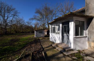 PAY-MONTHLY--MOWLEM-BULGARIA--ZHERNOV--FERRY-HOUSE--14