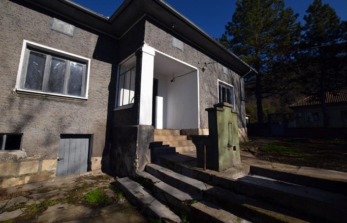 Image No.17-3 Bed House for sale