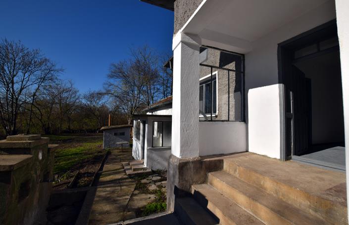 Image No.18-3 Bed House for sale