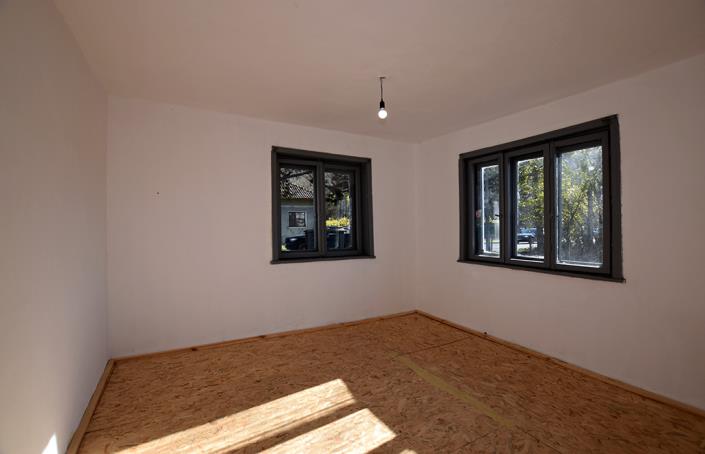 Image No.21-3 Bed House for sale