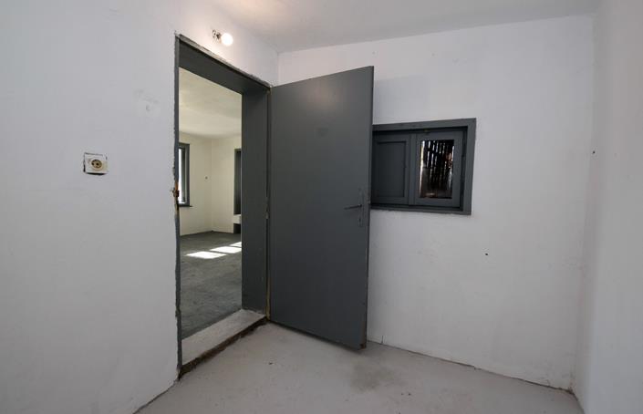 Image No.47-3 Bed House for sale