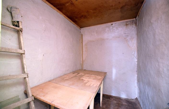 Image No.27-2 Bed House for sale