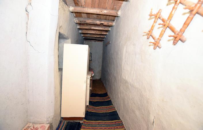 Image No.51-2 Bed House for sale