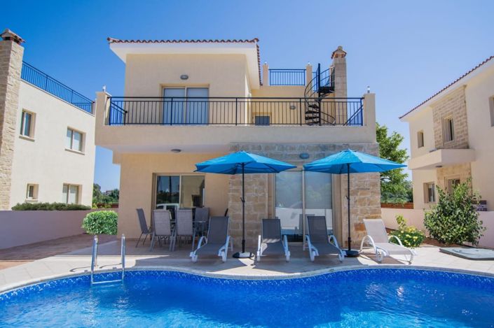 Image No.1-3 Bed House for sale