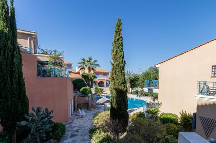 Image No.1-2 Bed Property for sale