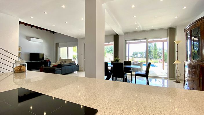 Image No.24-4 Bed Villa for sale