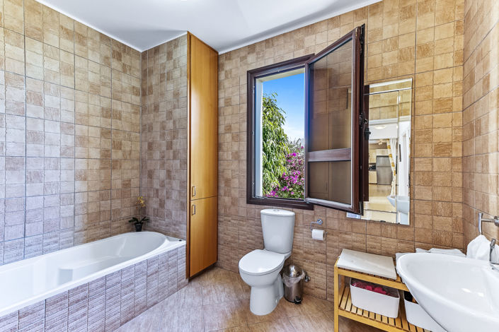 Image No.23-4 Bed Villa for sale