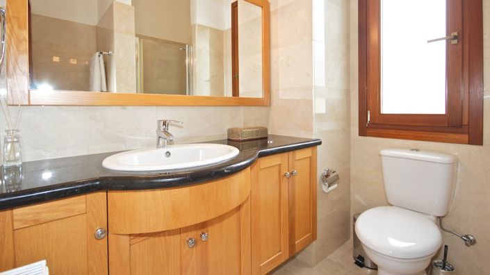 Image No.4-5 Bed Villa for sale