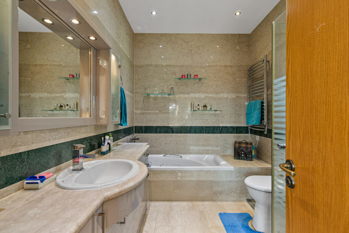 Image No.42-4 Bed Villa for sale