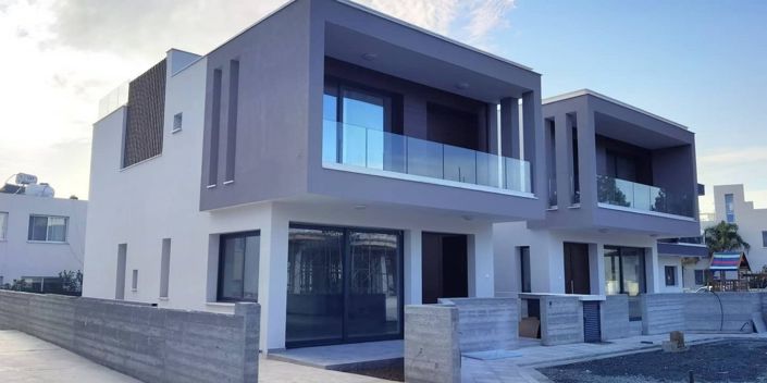 Image No.1-Propriété de 6 chambres à vendre à Paphos