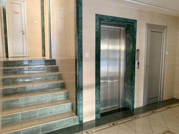 60b60600-0c76-49b1-8291-674968702471