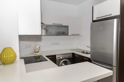 kitchen-side-scaled