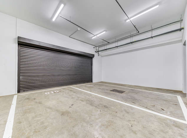 Image No.29-4 Bed Property for sale