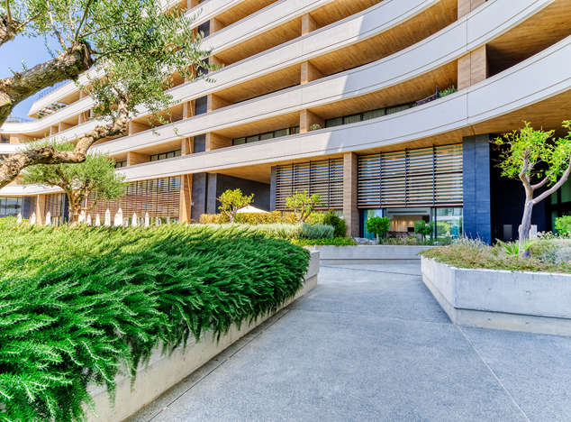 Image No.31-4 Bed Property for sale