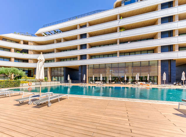 Image No.40-4 Bed Property for sale