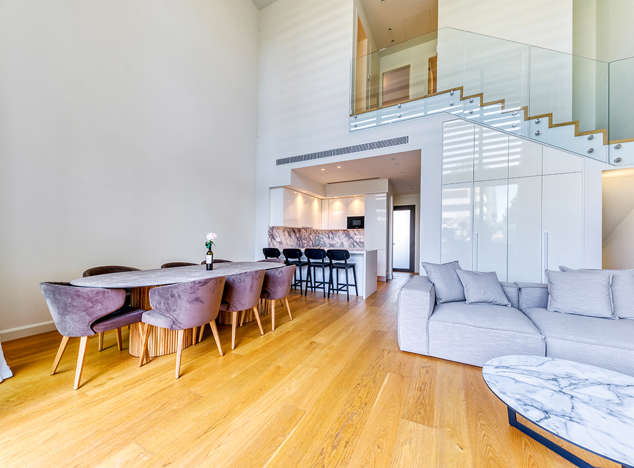 Image No.5-4 Bed Property for sale