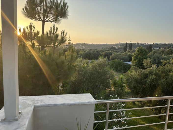 Image No.10-3 Bed Villa for sale