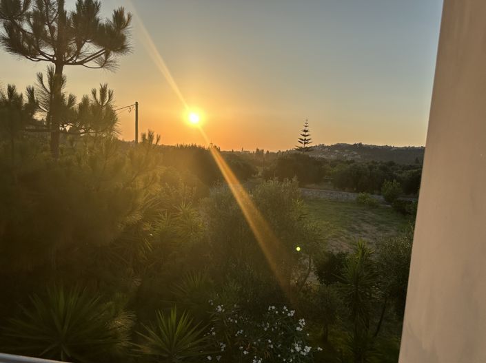 Image No.2-3 Bed Villa for sale