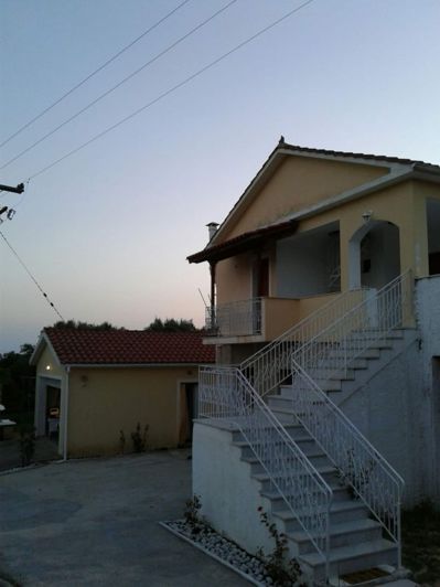 Image No.10-2 Bed Villa for sale