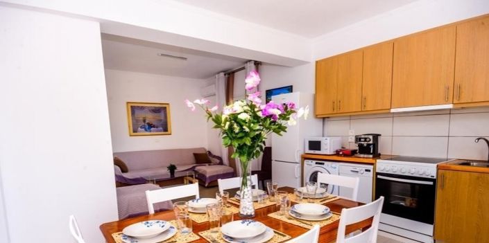 Image No.9-5 Bed Villa for sale