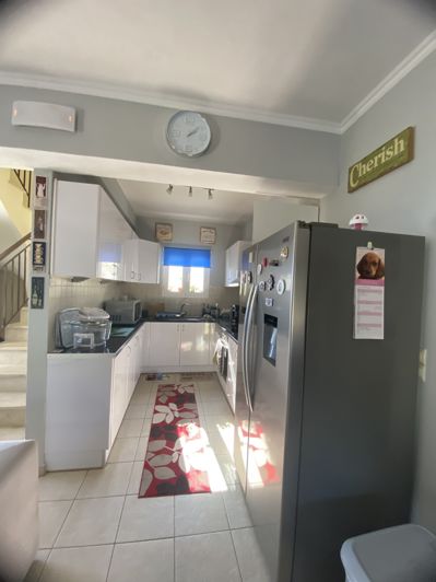 Image No.7-3 Bed Villa for sale