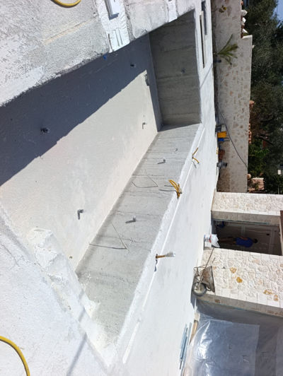 Image No.11-2 Bed Property for sale