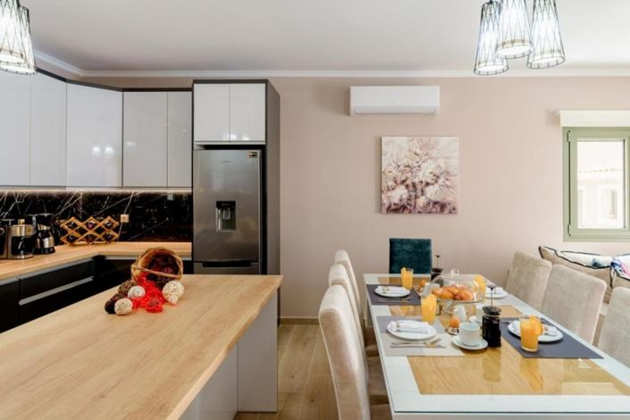 Image No.6-4 Bed Villa for sale