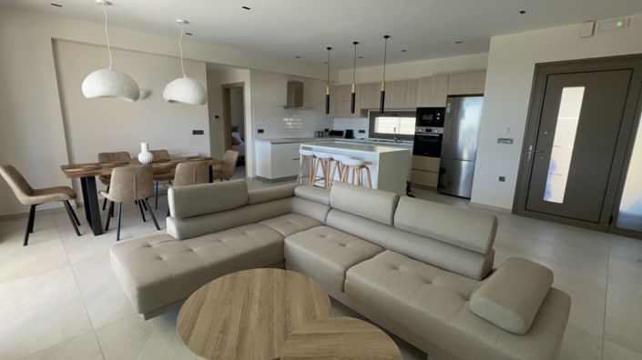 Image No.13-3 Bed Villa for sale