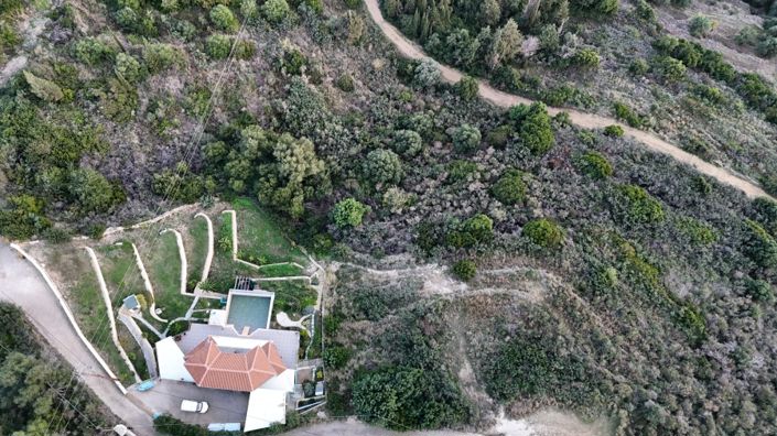 Image No.16-3 Bed Property for sale