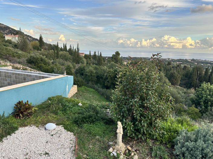 Image No.18-3 Bed Property for sale