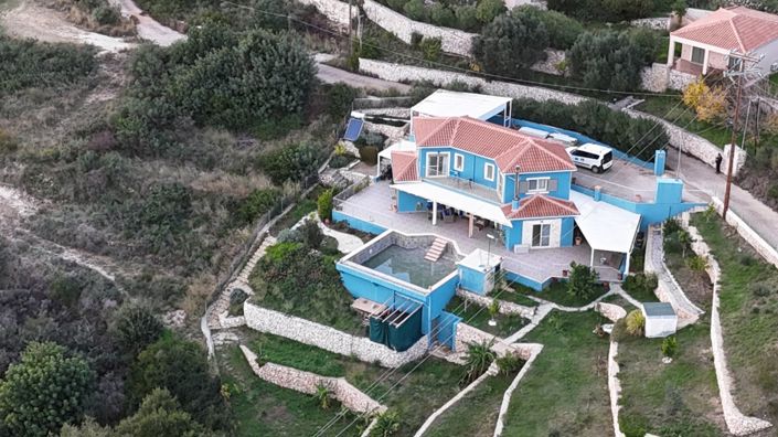 Image No.6-3 Bed Villa for sale