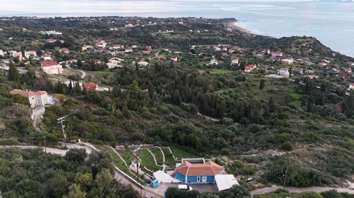 Image No.8-3 Bed Property for sale