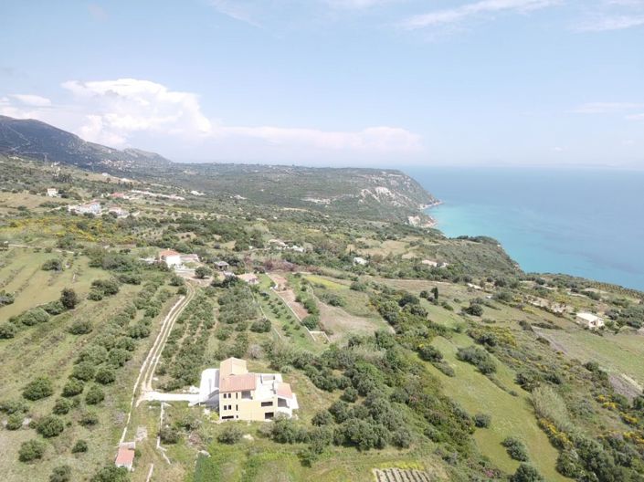 Image No.6-2 Bed House for sale