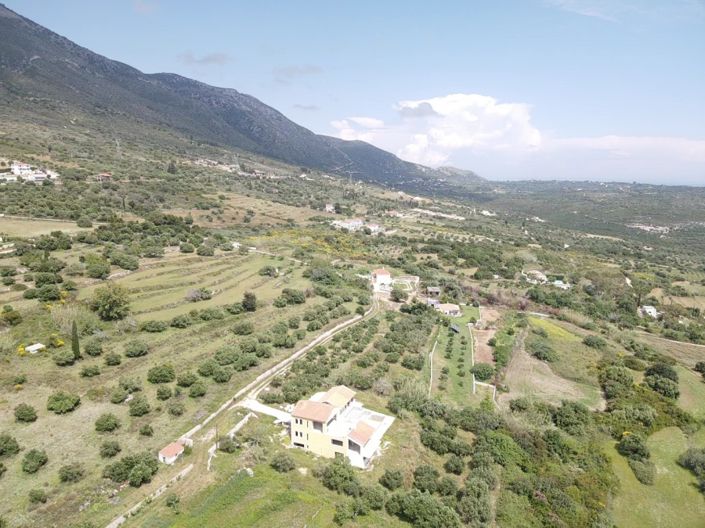 Image No.7-2 Bed House for sale