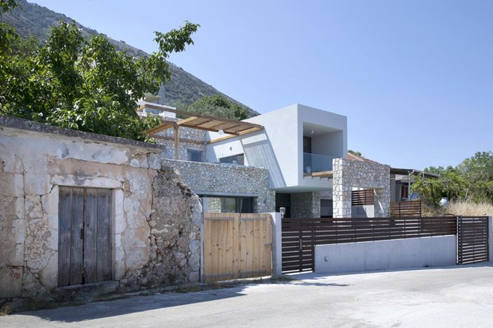 Image No.19-2 Bed Villa for sale