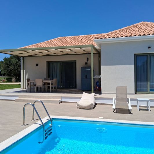 Image No.14-4 Bed House for sale