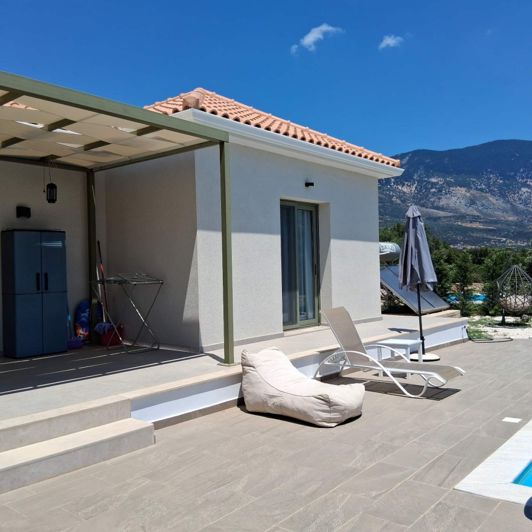 Image No.17-4 Bed House for sale