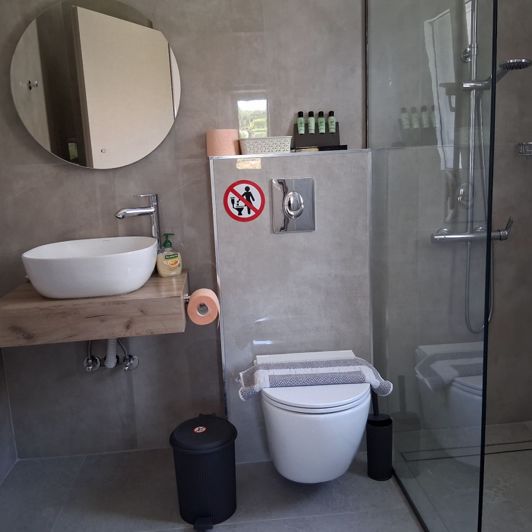 Image No.9-4 Bed House for sale