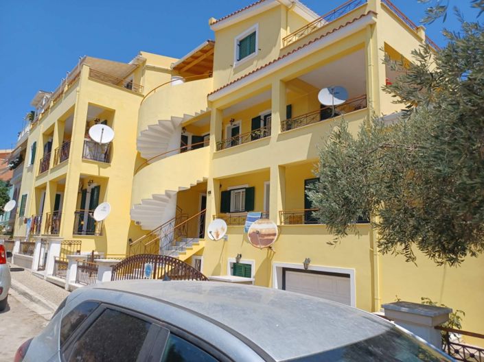 Image No.1-House for sale