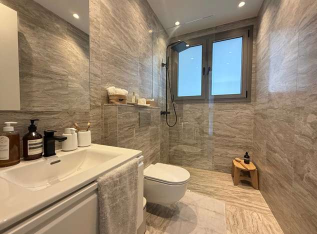 Image No.20-Villa de 4 chambres à vendre à Limassol