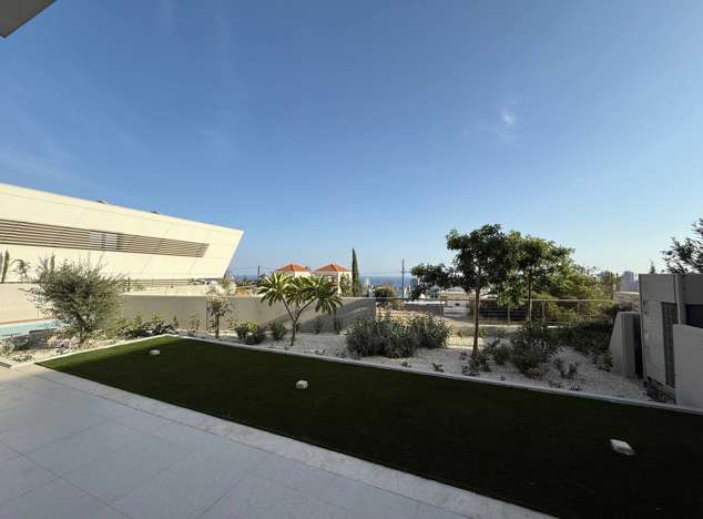 Image No.29-4 Bed Villa for sale