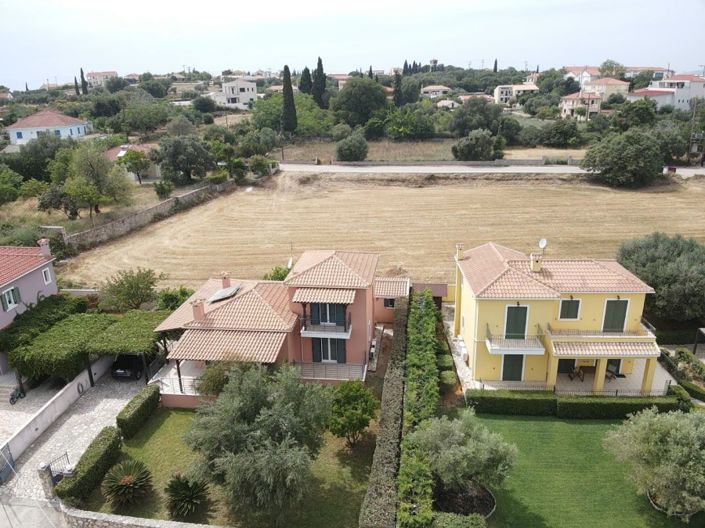 Image No.1-2 Bed House for sale
