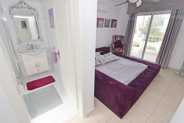 Image No.10-3 Bed Villa for sale