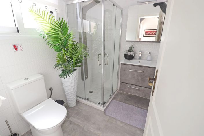 Image No.13-3 Bed Villa for sale