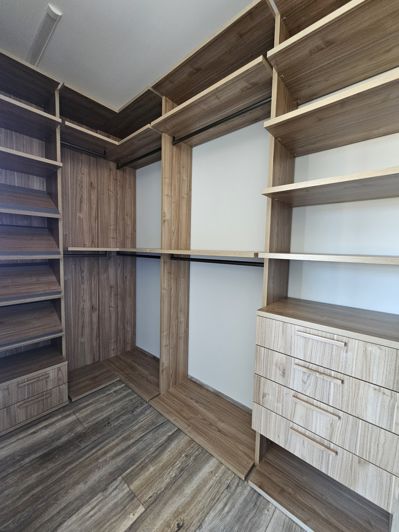 Image No.21-3 Bed House for sale