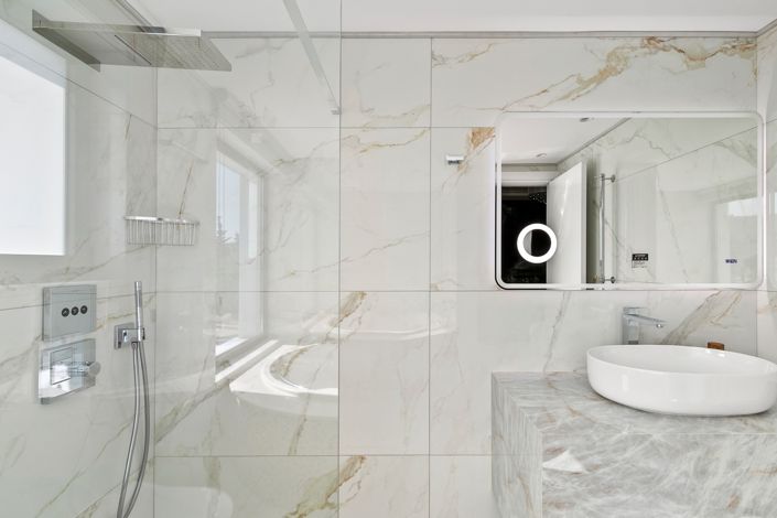 Image No.40-5 Bed Villa for sale