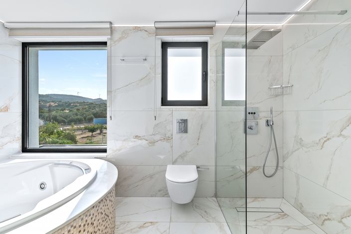 Image No.42-5 Bed Villa for sale